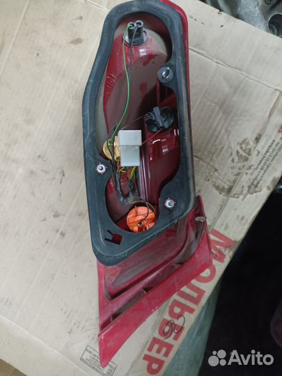 Правый фонарь Geely Emgrand EC7