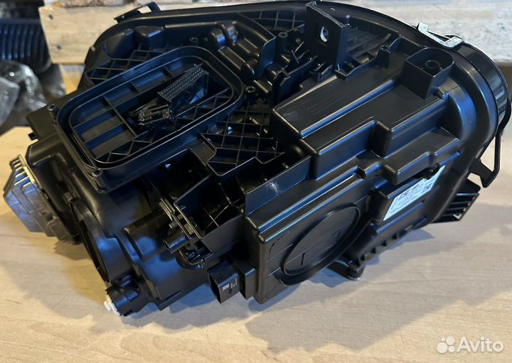 Фара правая Mercedes GLB 247
