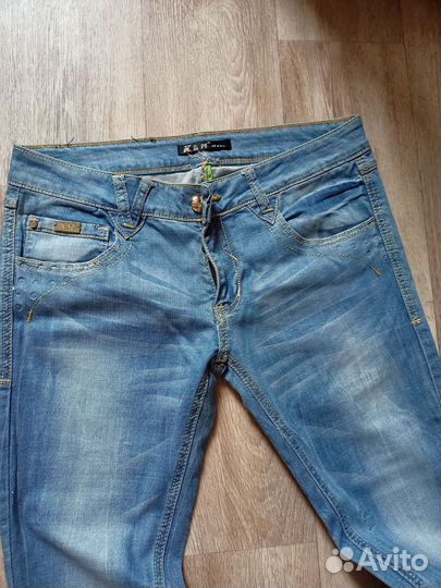 Джинсы женские