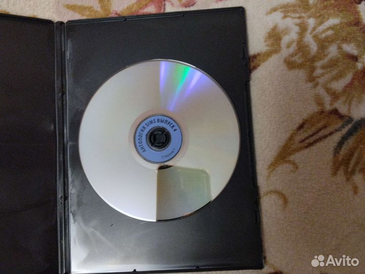 Диск с игрой The Sims 3