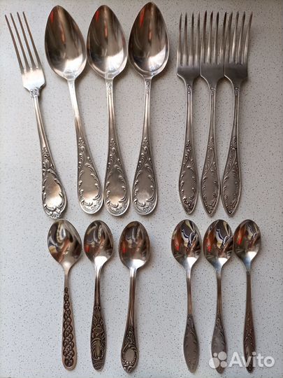 Ложки столовые, чайные. Вилки столовые. Мельхиор