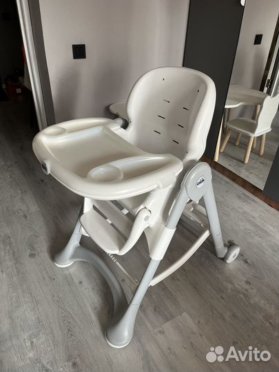 Стульчик для кормления cam
