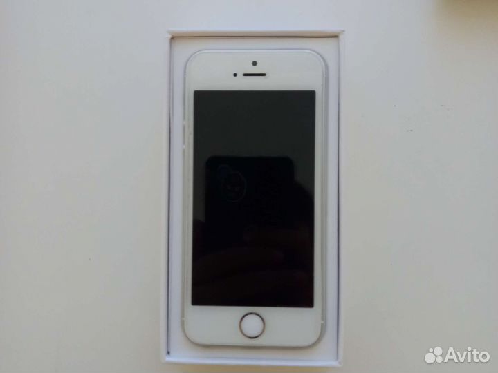 iPhone SE 2016