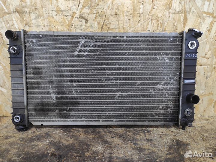 Радиатор основной Chevrolet Blazer S15