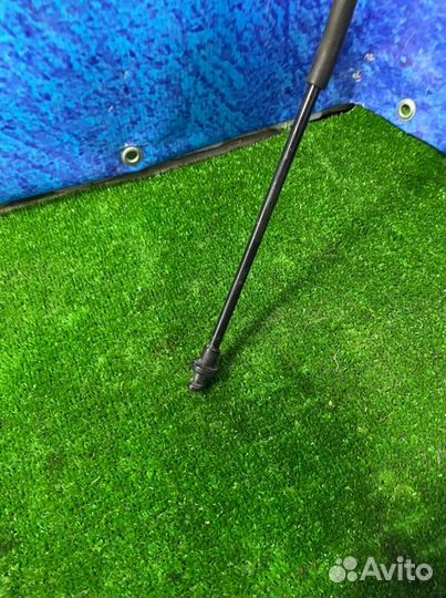 Упор капота Mazda 3 BK Z6 2007