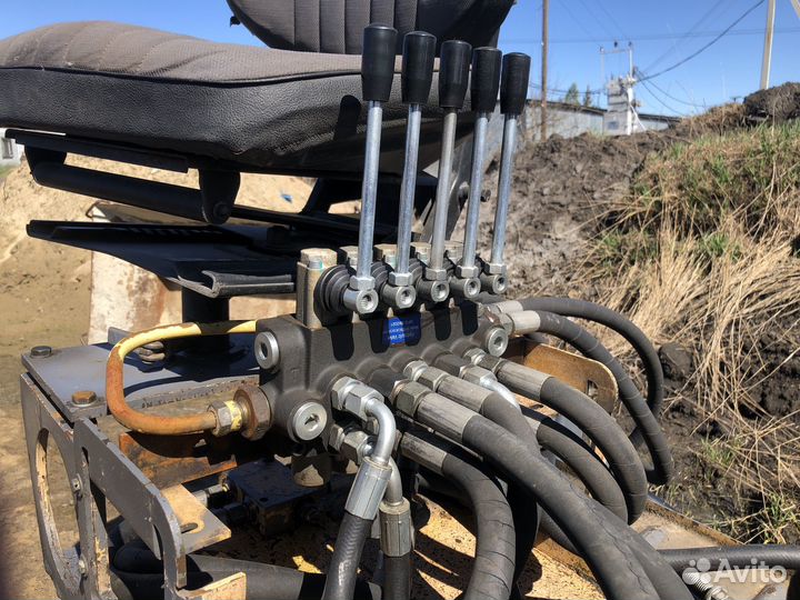 Навеска эксковаторная для минипогрузчика