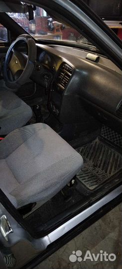 ВАЗ 2112 1.6 МТ, 2008, 170 000 км