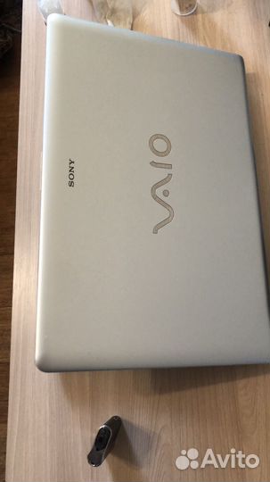 Ноутбук sony vaio i3