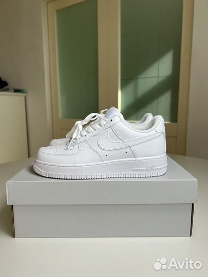 Nike Air Force 1 Low White