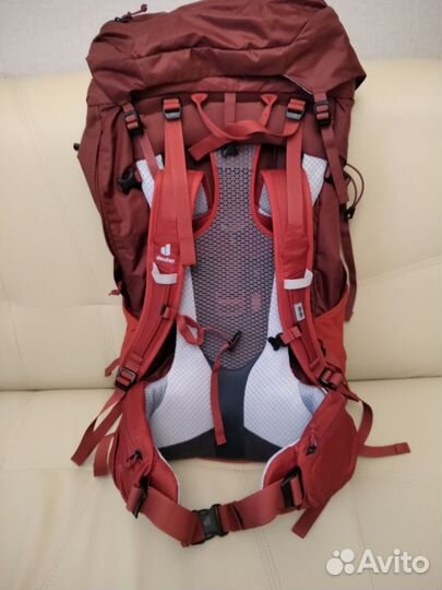 Deuter futura air trek 45+10 sl