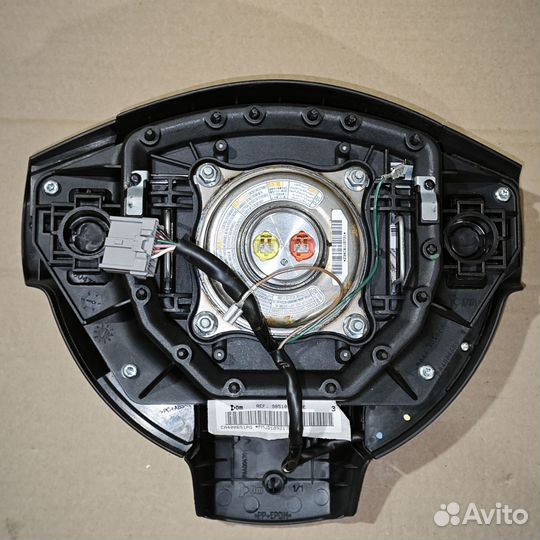 Подушка безопасности водителя Nissan Qashqai J10