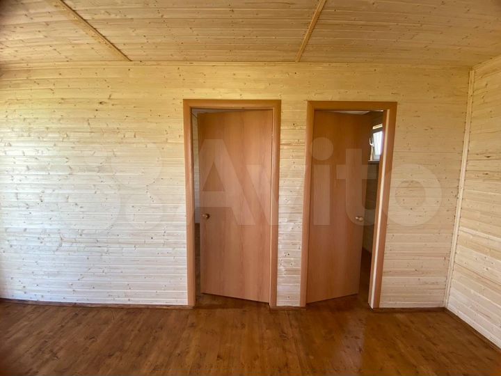 Дом 30 м² на участке 10 сот.