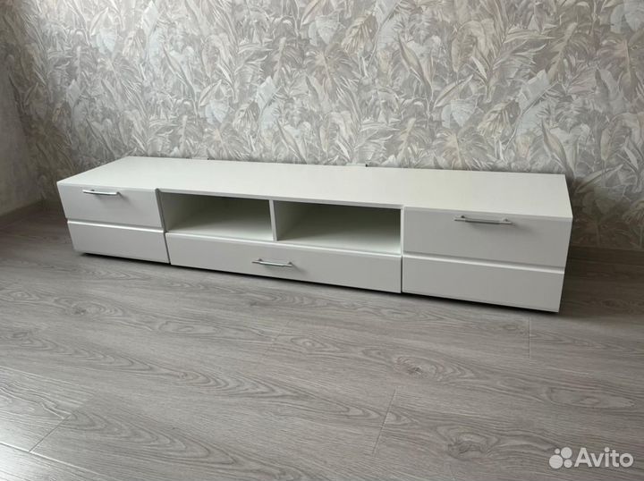 Тумба под Тв