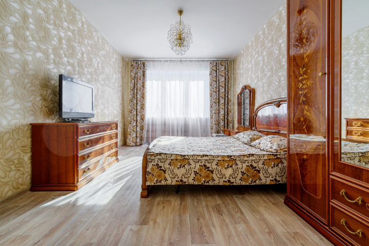 2-к. квартира, 70 м², 2/9 эт.