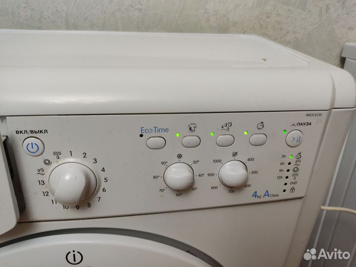 Узкая Indesit 4 кг 1000 об