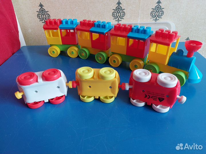 Развивающие игрушки Томи