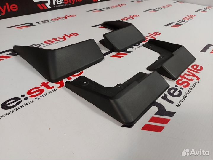 Брызговики Toyota Prius 30 Черные