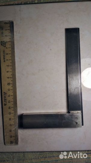 Угольник поверочный