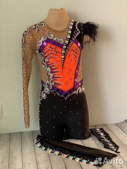 Гимнастический купальник