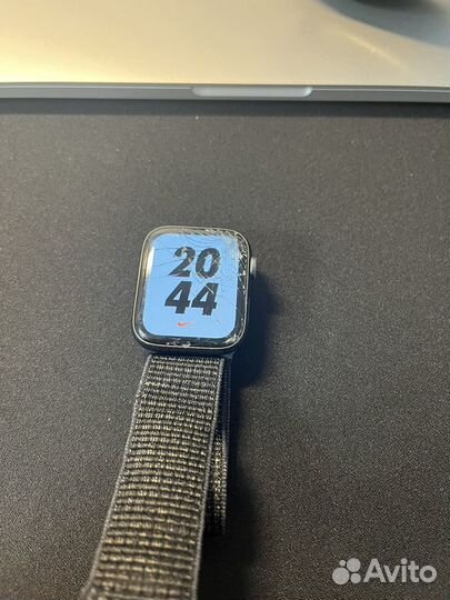Apple watch series 5 nike 40mm