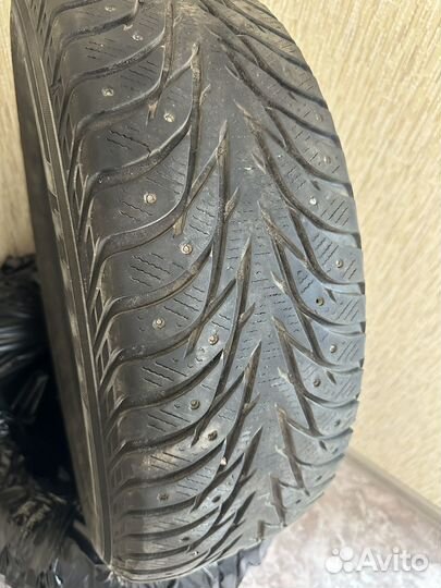 Yokohama Ice Guard Stud IG55 215/60 R17