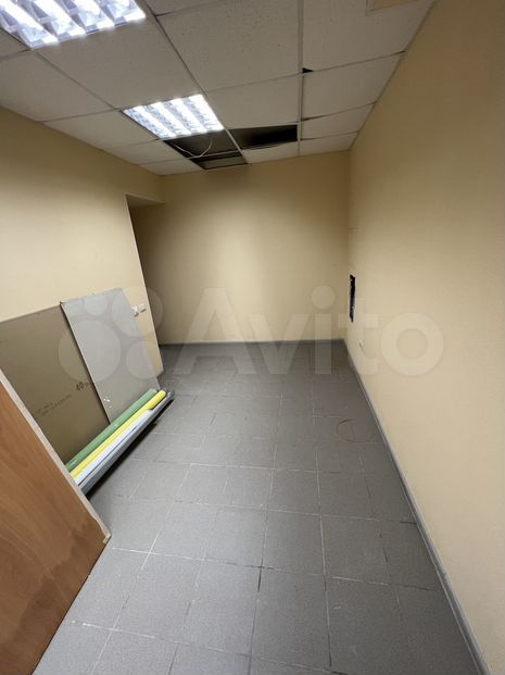 Нежилое помещение, 356 м²