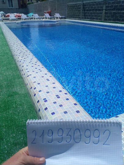 Комната 14 м² в > 9-к., 1/3 эт.