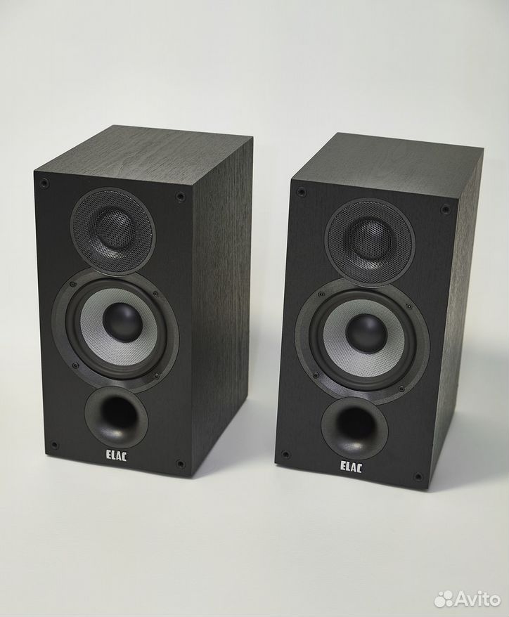 Elac best sale debut 5.2