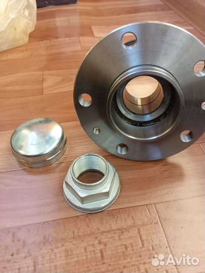 Задняя ступица