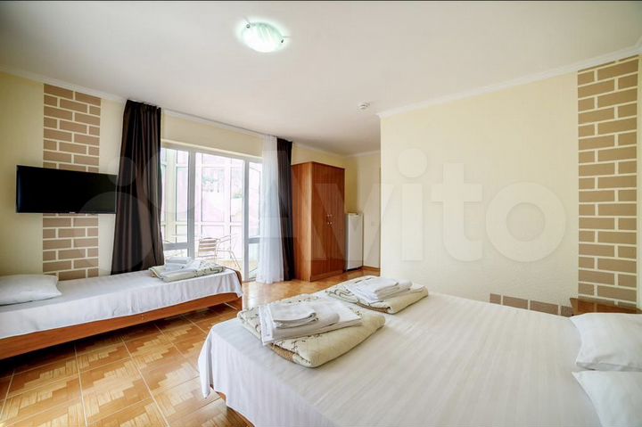 Гостиница, 369 м²