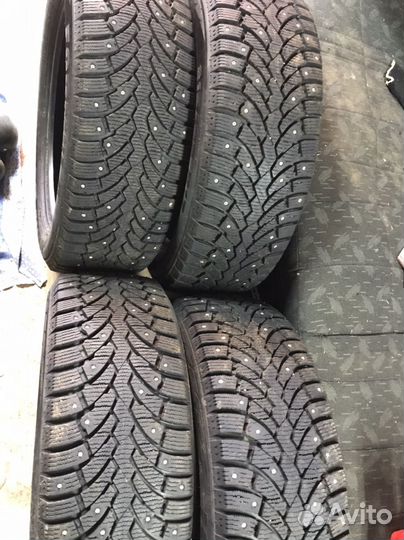 Formula Ice 215/55 R17 98T