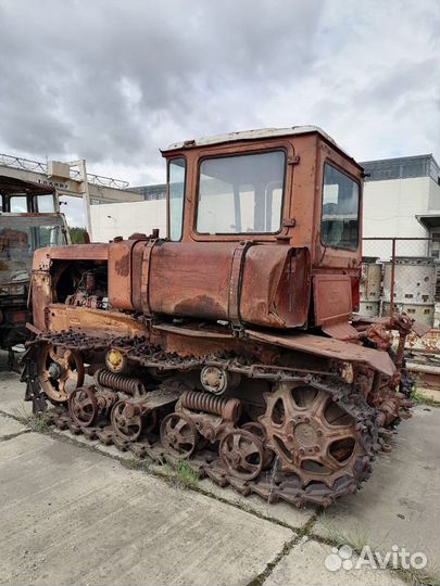 Трактор ВгТЗ ДТ-75, 1990