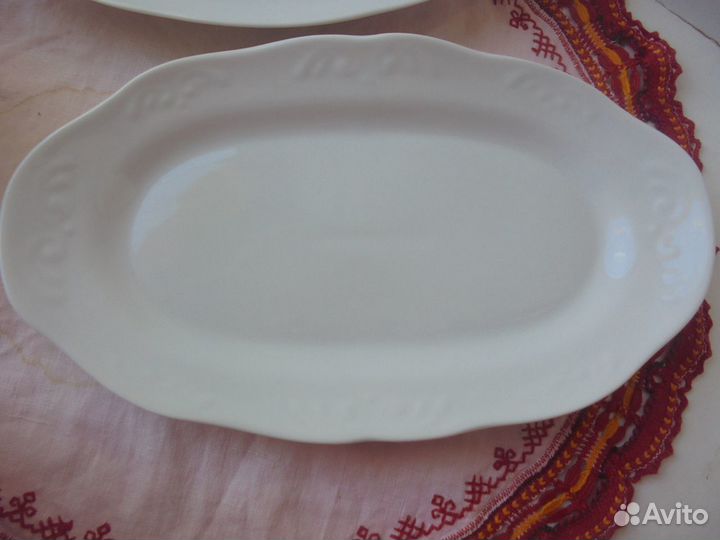 Фарфор Блюдо д/хлеба (270 мл) + Селёдочница(250 мл