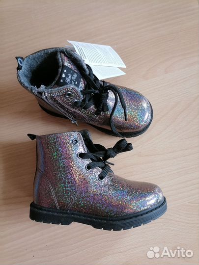 На доставке Ботинки для девочки 26 размер