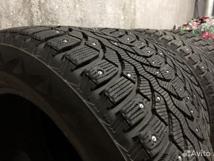 Bridgestone Blizzak Spike-01 225/60 R17