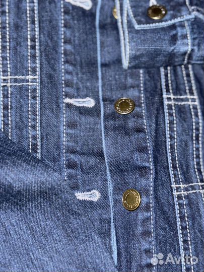 Джинсовая куртка