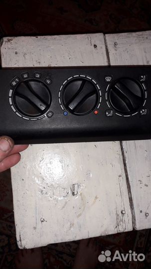 Блок управления печки Passat B3