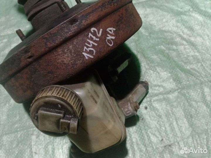 Вакуумник с гтц Opel Vectra A седан 1.6I 1991