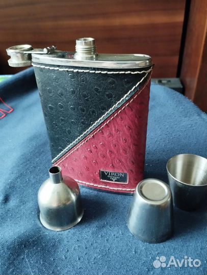 Карманная фляжка