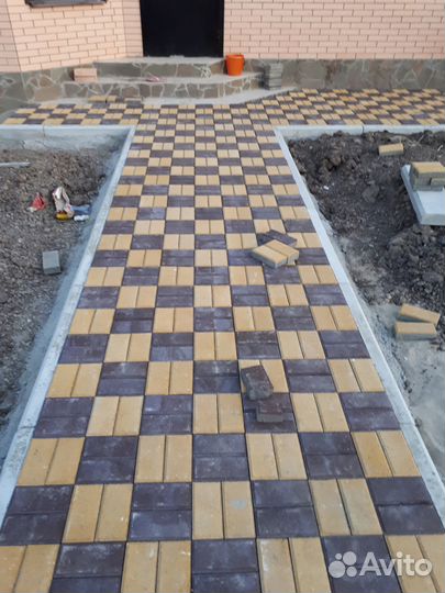 Укладка тротуарной плитки