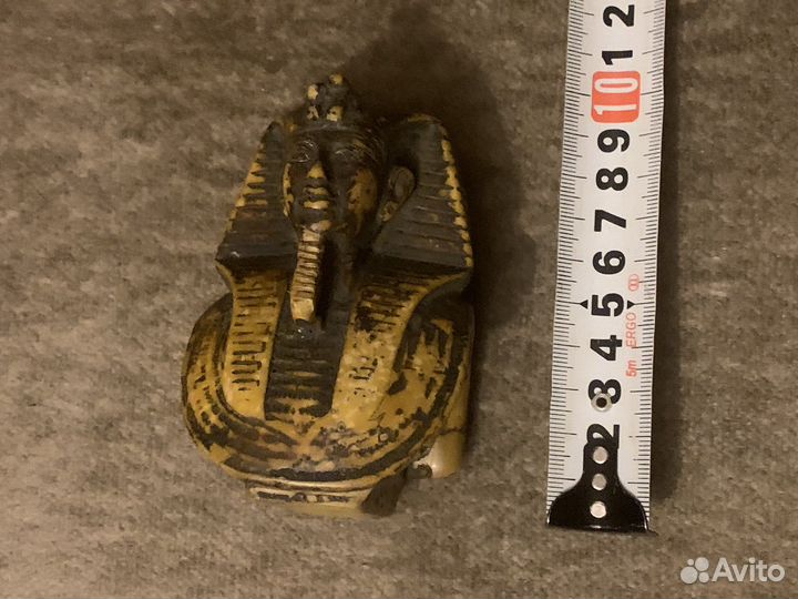 Египетская статуэтка Фараон