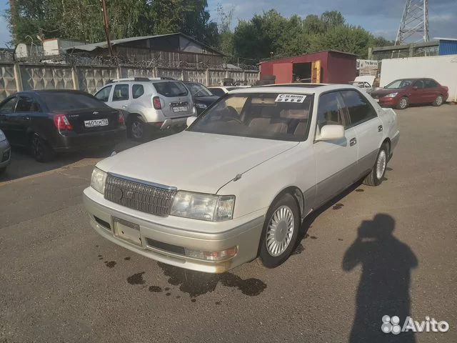 Стекло заднее правое Toyota Crown JZS155 1998