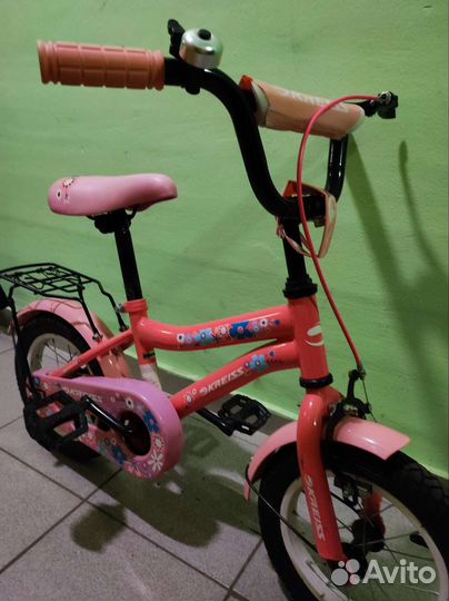 Трехколесный велосипед