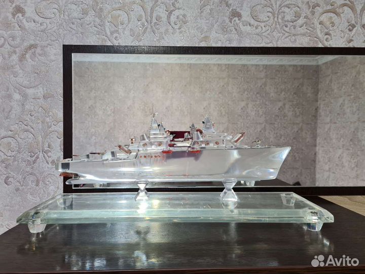 Макет боевого корабля СССР, оргстекло