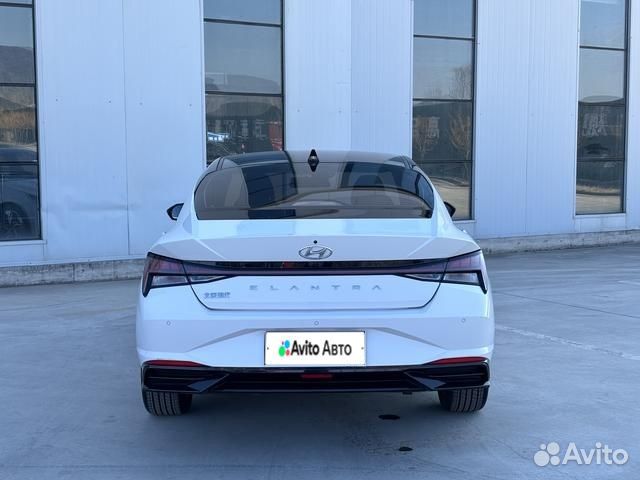 Hyundai Elantra 1.5 CVT, 2021, 42 000 км