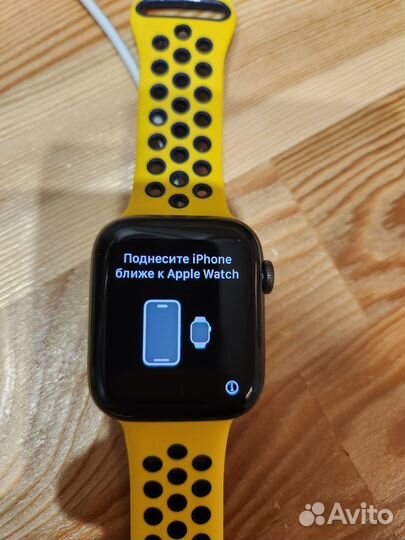 Часы apple watch 6 44 mm nike