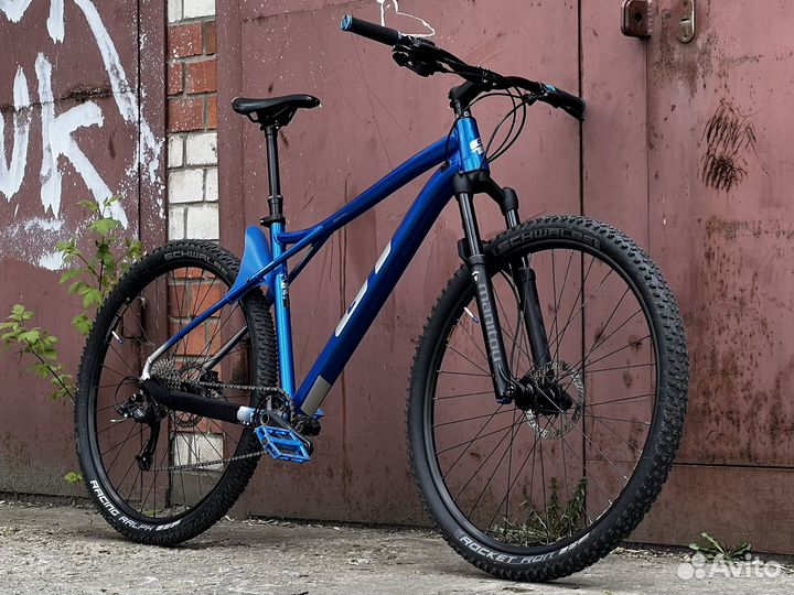 Gt avalanche 29 custom. L