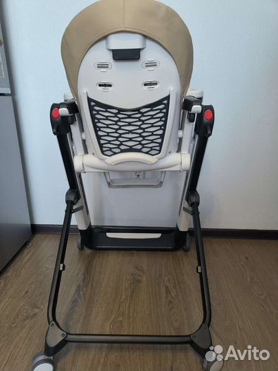 Стульчик для кормления Peg-perego Siesta Follow Me