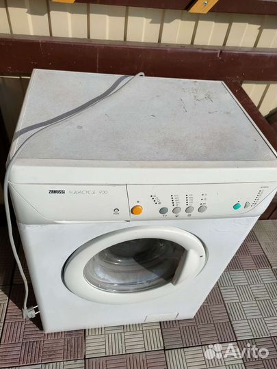 Стиральная машина бу Zanussi aqvacycle 900