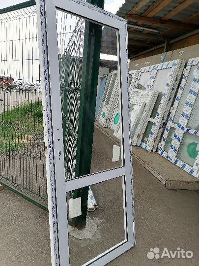 Алюминиевые двери новые в наличии